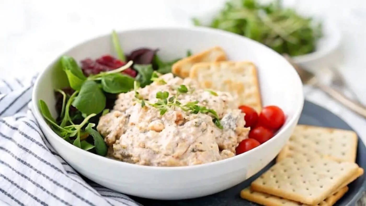 4-ingredient chicken salad served with crackers and lettuce cups.