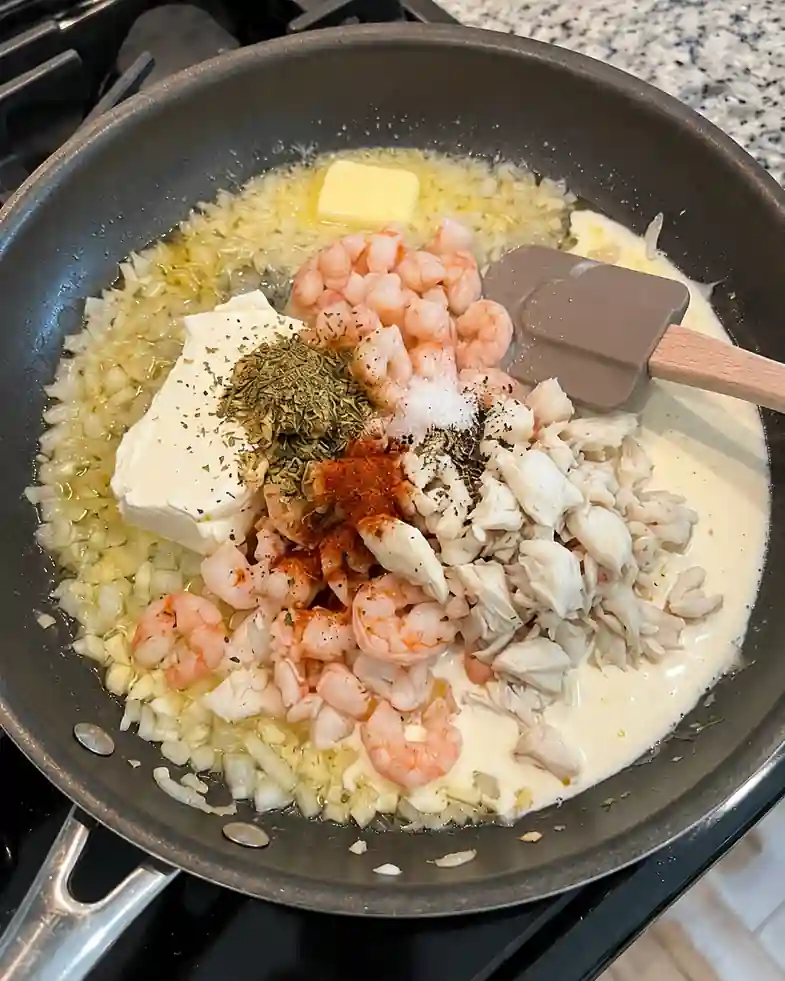 Creamy Seafood Puff Pastry Roll -prep