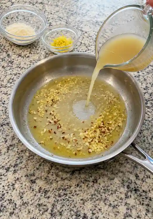 Garlic Butter Shrimp Scampi Pasta-prep