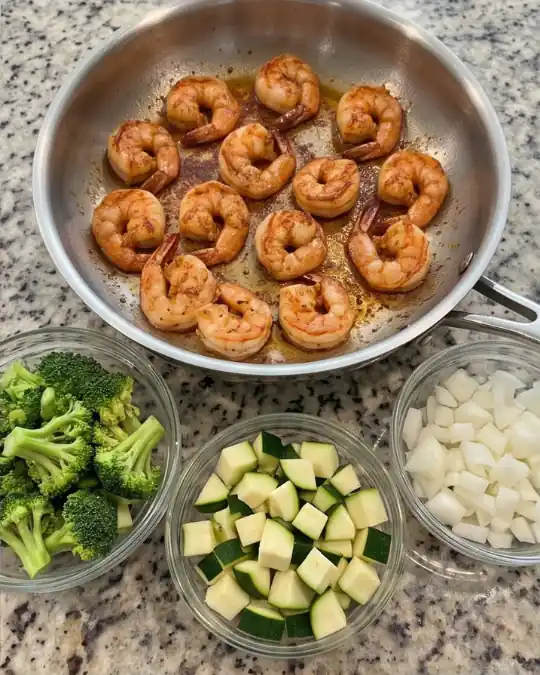 Garlic Butter Steak & Shrimp Power Bowl-02