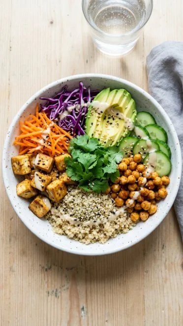 High-protein vegan bowl with colorful veggies and grains for a nutritious meal