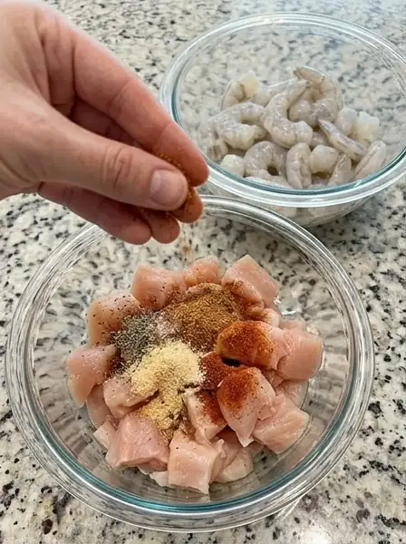 cajun_shrimp_chicken_queso_nachos_