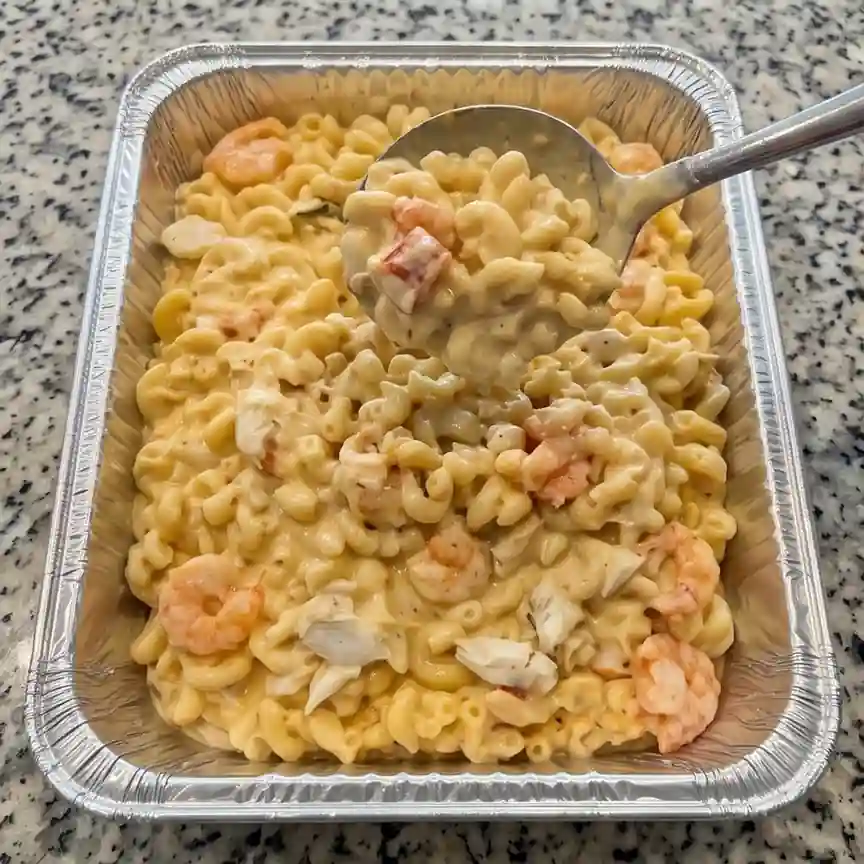 Creamy Cajun Lobster & Shrimp Mac and Cheese-01