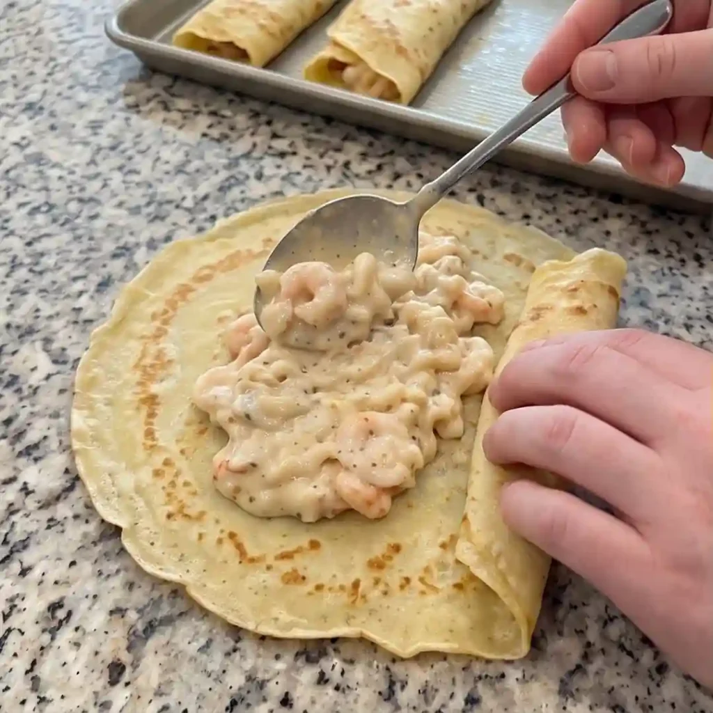 shrimp_crab_crepes_03_fill_crepes